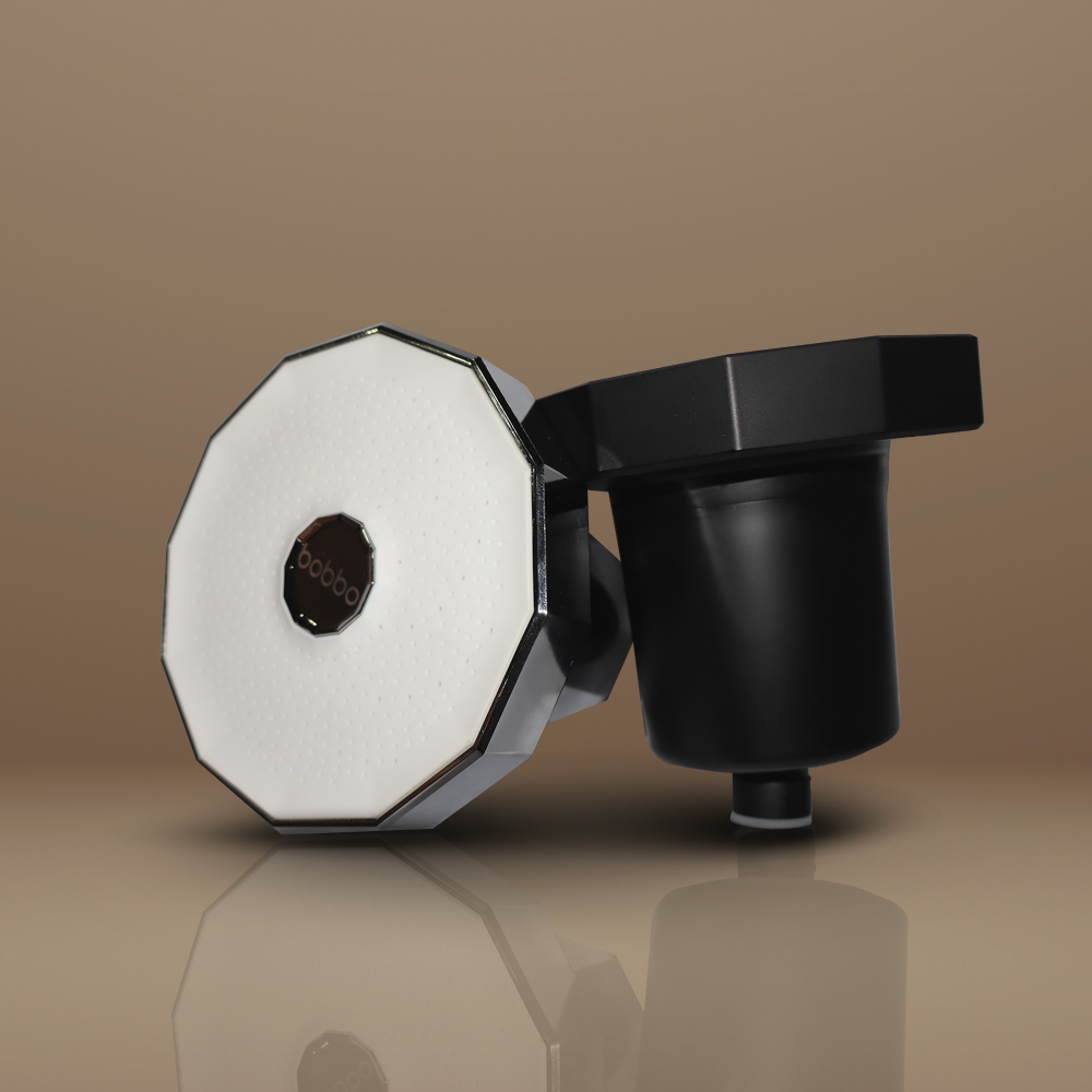 THE FILTERED SHOWERHEAD