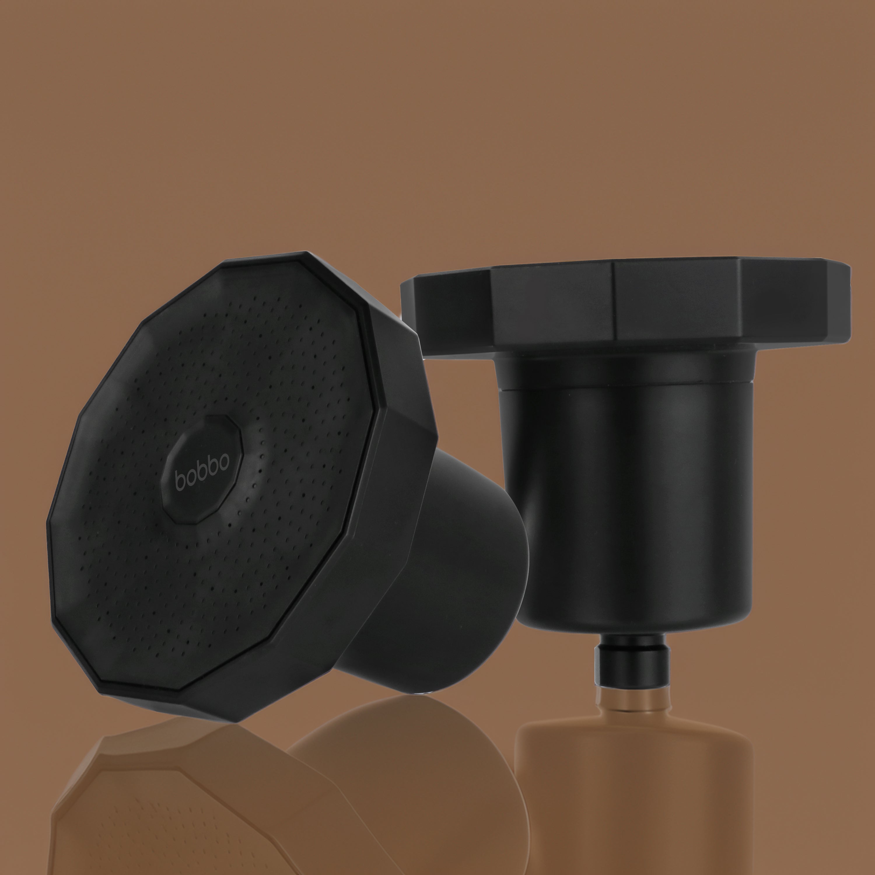 THE FILTERED SHOWERHEAD